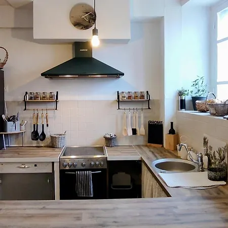 Le Clos Baroussais * Thebe